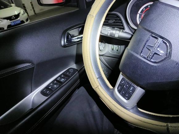 [上海·沪A] 二手道奇酷威2013款 2.4L 两驱尊尚版