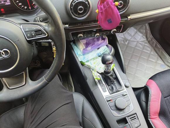 [武汉·鄂A] 二手奥迪奥迪A32014款 Sportback 35 TFSI 自动舒适型