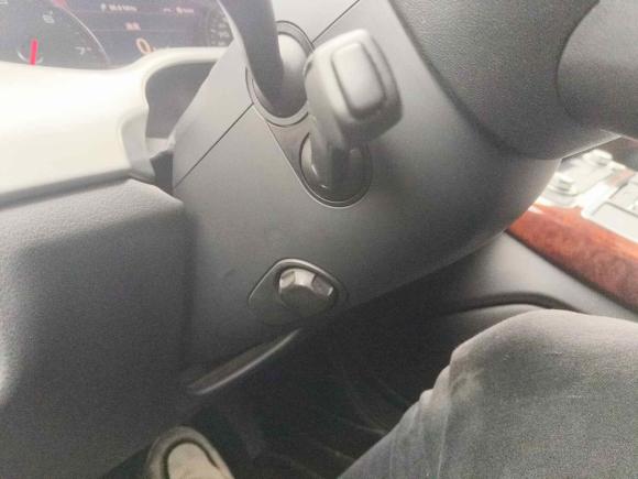 [上海·沪N] 二手奥迪奥迪A82012款 A8L 45 TFSI quattro舒适型