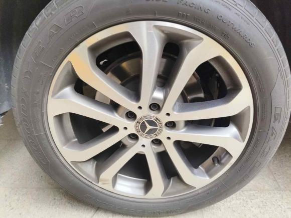 [广州·粤A] 二手奔驰奔驰GLE2019款 GLE 320 4MATIC 动感型臻藏版