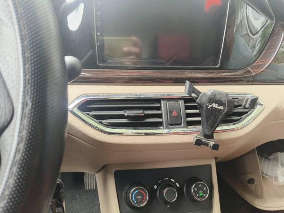 [上海·皖K] 二手长安跨越跨越星V72022款 1.6L汽油舒适型5座对开门DAM16KR