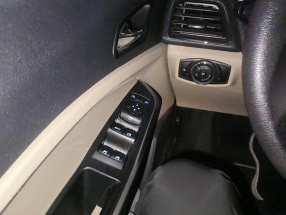 [南通·苏F] 二手福特福睿斯2017款 改款 1.5L 自动舒适型