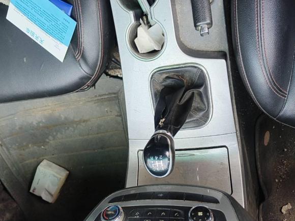 [武汉·鄂A] 二手江汽集团江淮T62020款 2.0T柴油两驱精英型长轴国VI HFC4DB2-2E