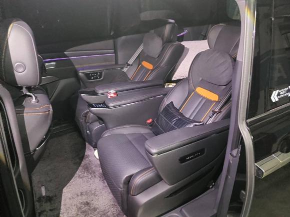 [上海·沪A] 二手合创汽车合创V092023款 尊荣版 762