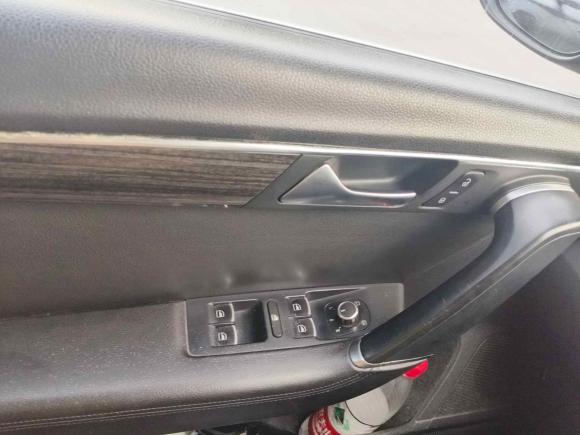 [金华·浙G] 二手大众迈腾2012款 2.0TSI 尊贵型