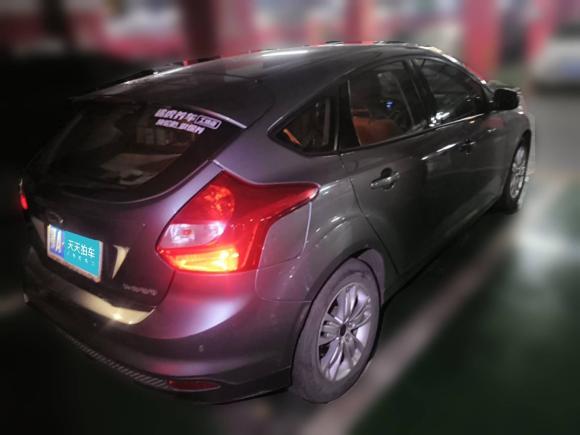 [武汉·鄂A] 二手福特福克斯2012款 两厢 1.6L 手动舒适型