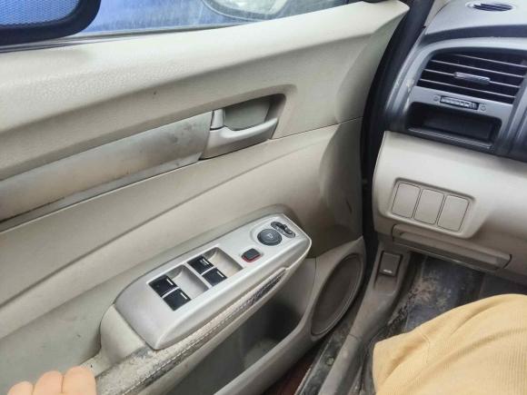 [义乌·浙G] 二手本田锋范经典2011款 1.5L 自动精英品致版