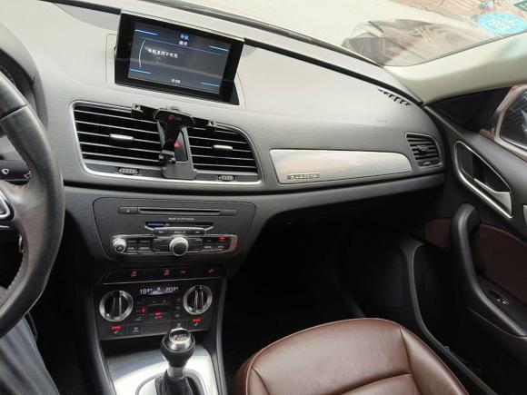 [上海·沪A] 二手奥迪奥迪Q32015款 35 TFSI quattro 技术型
