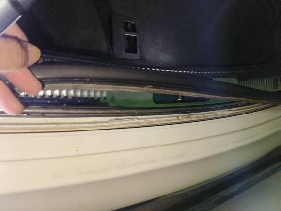 [深圳·粤B] 二手大众辉腾2014款 3.0L 商务型