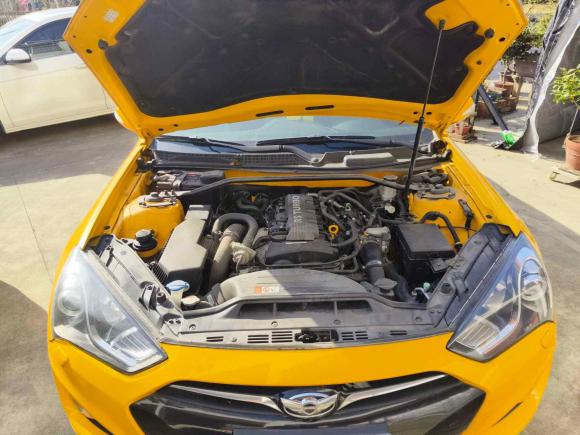 [上海·苏E] 二手现代劳恩斯-酷派2012款 2.0T 自动豪华版