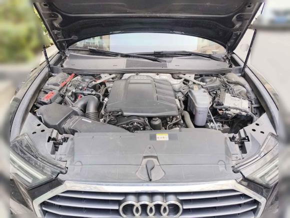 [武汉·鄂A] 二手奥迪奥迪A6L2021款 40 TFSI 豪华动感型