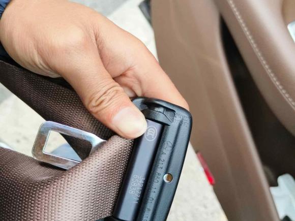 [深圳·粤S] 二手奔驰奔驰E级2023款 改款 E 260 L