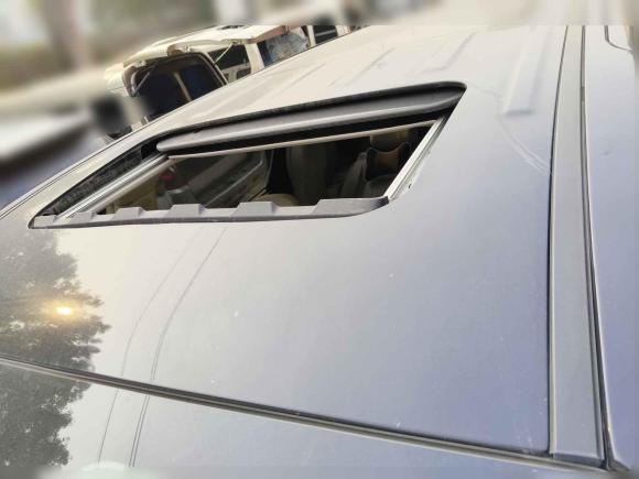 [无锡·苏B] 二手广汽传祺传祺M82018款 320T 尊贵版