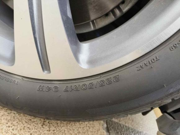 [深圳·粤B] 二手奔驰奔驰C级2020款 C 260 L 运动版