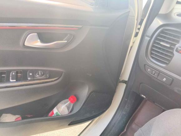 [西安·陕A] 二手起亚KX CROSS2017款 1.4L MT GLS