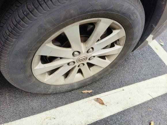 [上海·沪M] 二手别克别克GL82011款 2.4L LT豪华商务行政版