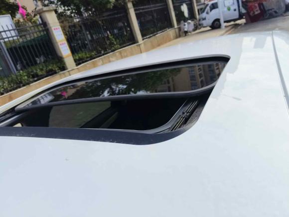 [武汉·鄂A] 二手奥迪奥迪A4L2013款 35 TFSI 自动标准型