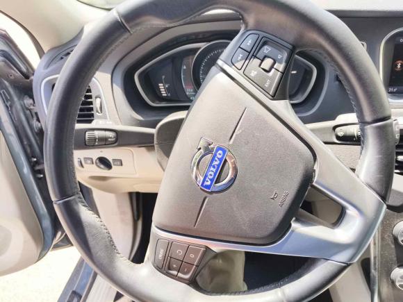 [苏州·苏E] 二手沃尔沃沃尔沃V402014款 2.0T 智雅版