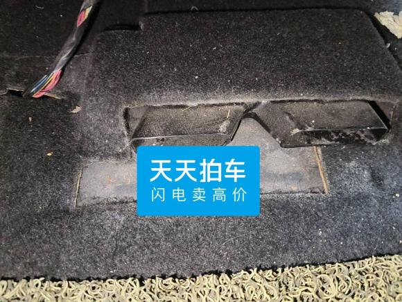 [深圳·粤B] 二手荣威荣威RX52016款 30T 两驱自动互联网智享版