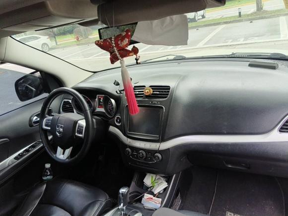 [上海·沪B] 二手道奇酷威2013款 2.4L 两驱尊尚版