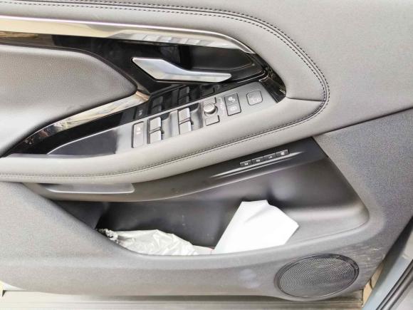 [上海·苏U] 二手路虎揽胜极光2020款 249PS R-DYNAMIC SE 运动科技版