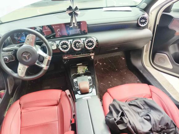 [深圳·粤L] 二手奔驰奔驰A级2020款 A 200 L 运动轿车