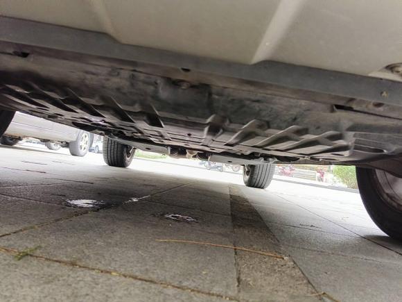 [佛山·粤X] 二手路虎揽胜极光2015款 2.0T 五门智耀版