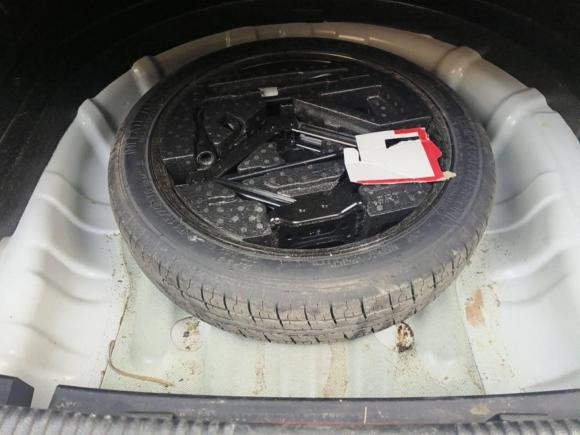 [济南·鲁A] 二手荣威荣威i52020款 1.5L 手动4G互联领豪版