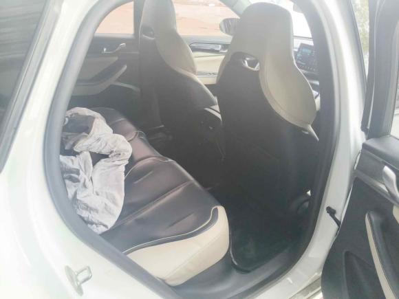 [上海·沪A] 二手比亚迪秦PLUS2021款 DM-i 120KM 尊贵型