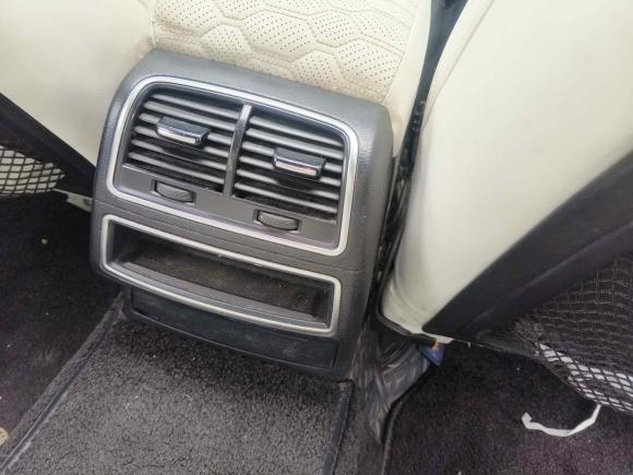 [成都·川A] 二手奥迪奥迪A6L2014款 TFSI 标准型