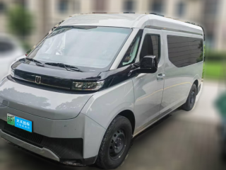 远程远程超级VAN2025款 驭程行动派 中轴中顶68kWh智芯 7座
