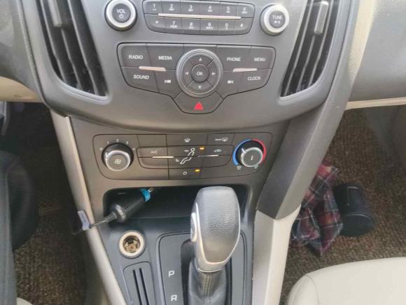 [杭州·浙A] 二手福特福克斯2015款 三厢 1.6L 自动舒适型