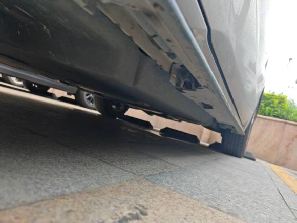 [广州·粤A] 二手丰田赛那SIENNA2024款 2.5L混动 四驱尊贵版