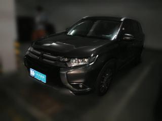 三菱欧蓝德2018款 2.4L 四驱豪华版 7座