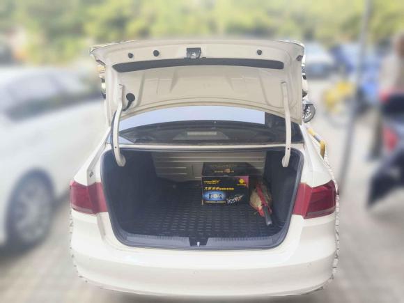 [南京·苏A] 二手大众桑塔纳2015款 1.6L 自动舒适版