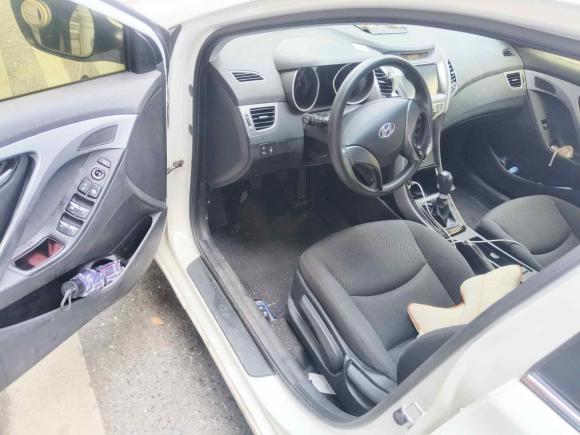 [南昌·沪C] 二手现代朗动2016款 1.6L 手动尊贵型