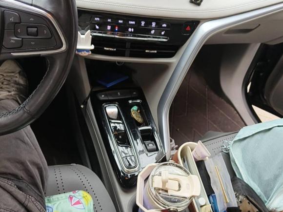 [上海·沪A] 二手别克微蓝72020款 652E 互联智享型