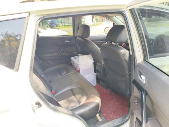 [温州·浙C] 二手广汽传祺传祺GS42017款 235T 自动两驱豪华智联版