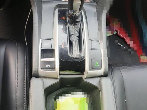 [武汉·鄂A] 二手本田思域2016款 220TURBO CVT豪华版