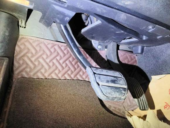 [西安·陕A] 二手路虎发现2015款 3.0 SDV6 HSE 柴油版