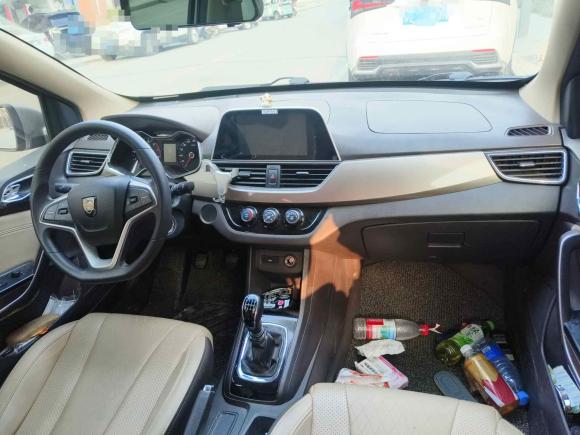 [苏州·苏E] 二手宝骏宝骏310W2017款 1.5L 手动时尚型 国VI