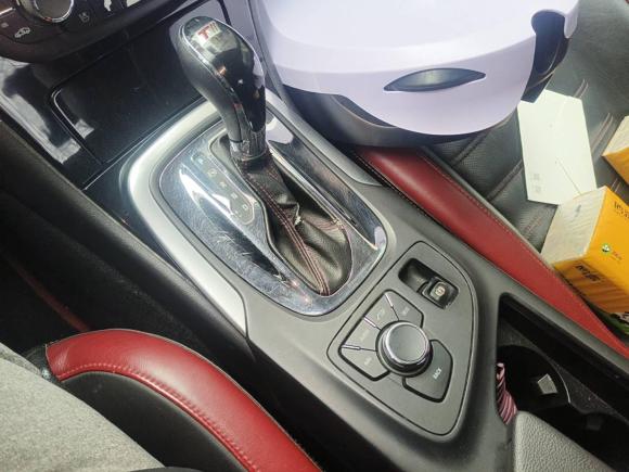 [上海·苏F] 二手别克君威2011款 GS 2.0T 超级运动版