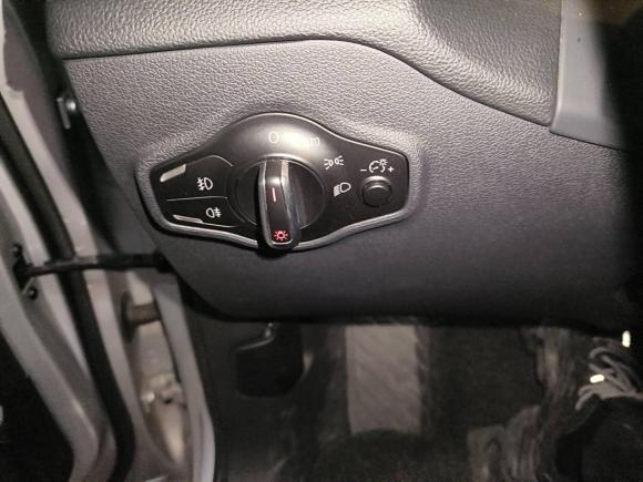 [杭州·浙A] 二手奥迪奥迪Q52011款 2.0TFSI 技术型