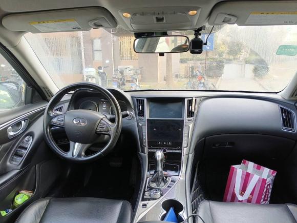 [上海·沪C] 二手英菲尼迪英菲尼迪Q502014款 2.0T 舒适版