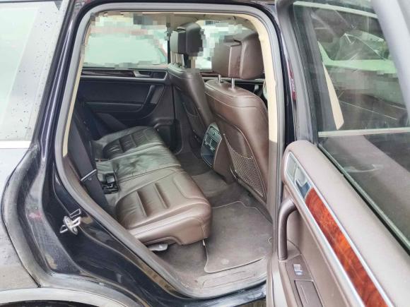 [芜湖·皖B] 二手大众途锐2011款 3.0TSI 标配型