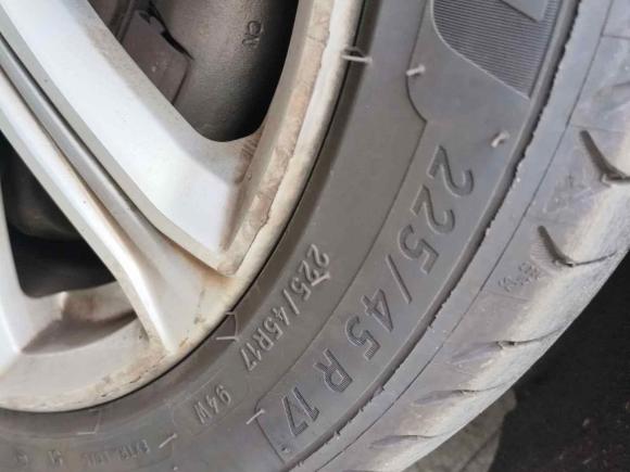 [杭州·浙A] 二手沃尔沃沃尔沃V402016款 T3 智逸版