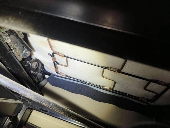 [南通·苏F] 二手上汽大通MAXUS新途V802019款 2.5T经典款6挡手动傲运通长轴中顶7座