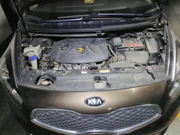 [上海·浙A] 二手起亚佳乐2013款 2.0L 7座自动标准版 国IV