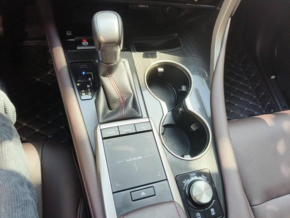 [上海·沪E] 二手雷克萨斯雷克萨斯RX2020款 改款 300 四驱典雅版