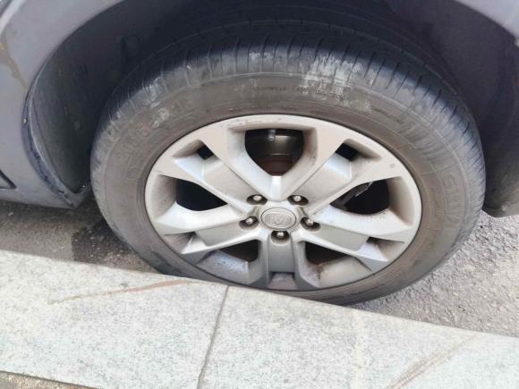 [青岛·鲁U] 二手长安长安CS152016款 1.5L 手动时尚版